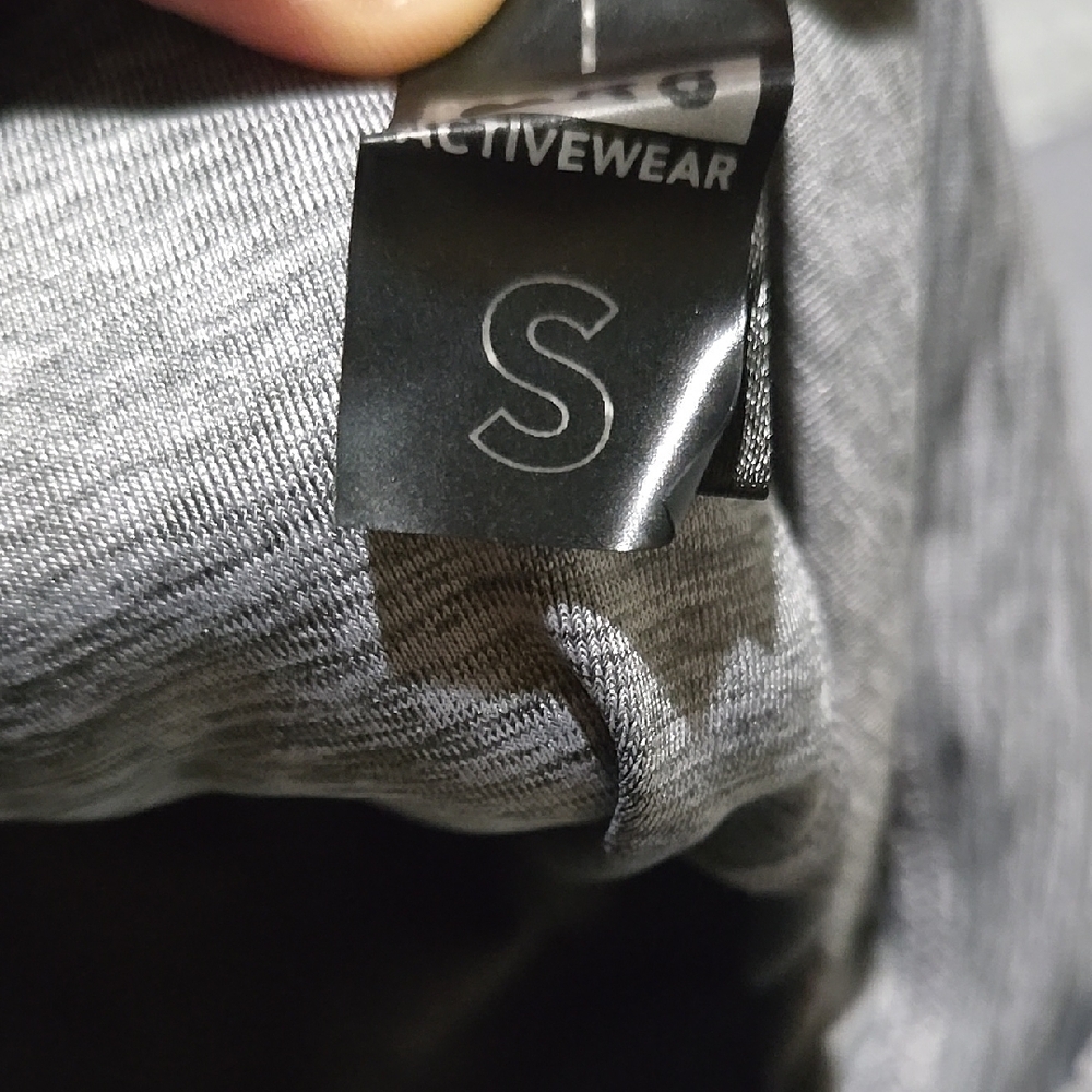 Gray R8 Leggings - Picture 3 of 3